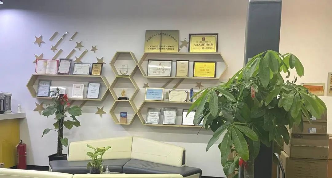 1677829843103563.jpg 1677829843103563.jpg