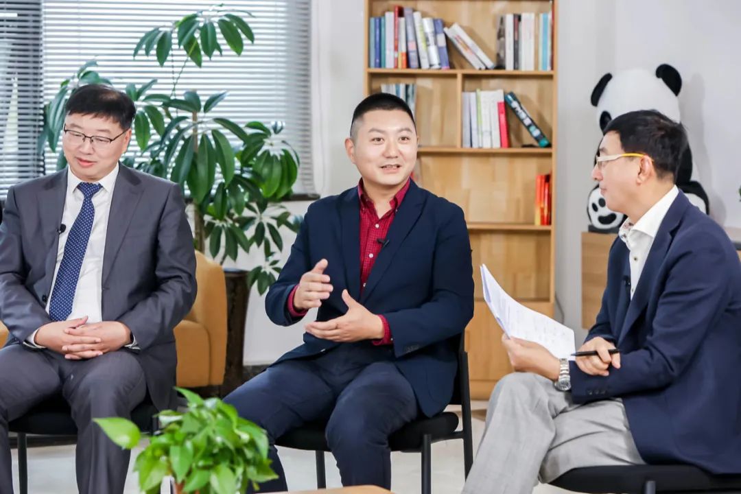 1702275751172160.jpg 03.jpg