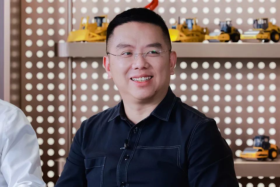 1721699396544124.jpg 01.jpg