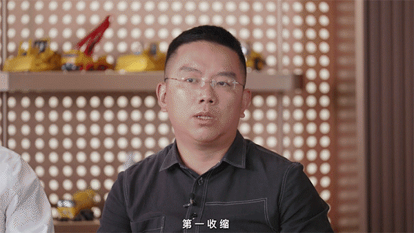 1721699605580744.gif 02.gif