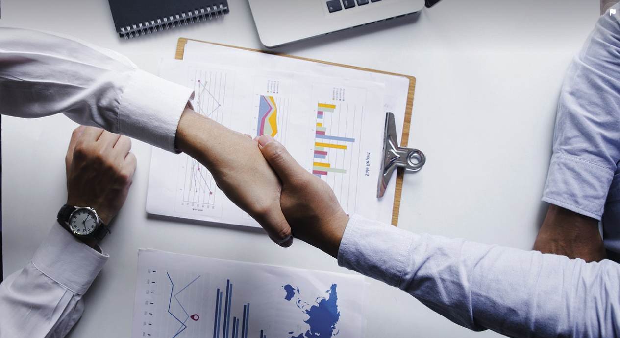 服务业与生产流通企业管理重点的核心差异